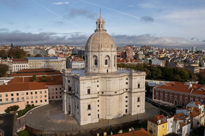 Tuk tuk experience through the historic neighborhood of Alfama - Top Panoramic Viewpoints Over Lisbon