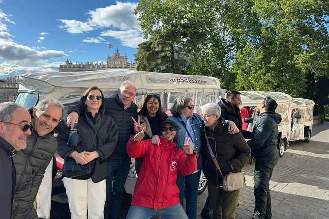 Tuk tuk guided tour in Madrid 3 hours - Exploring the Royal Palace and the Almudena Cathedral