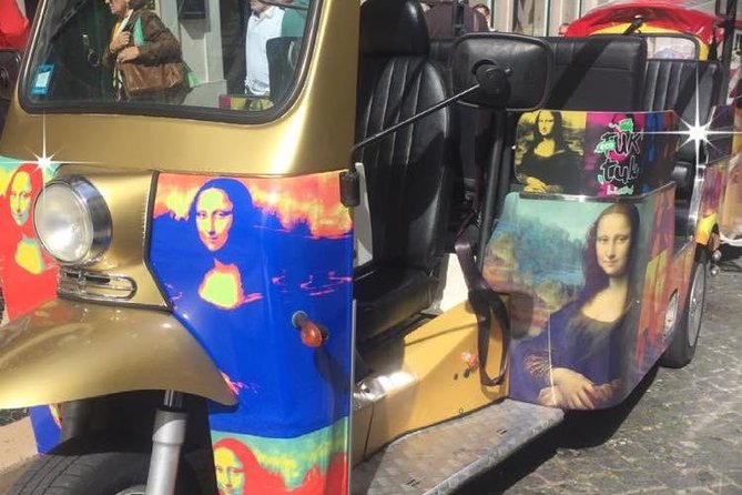 Tuk Tuk Lisboa - Sightseeing Tours - Viewpoints and Churches: São Vicente de Fora and Santa Engrácia