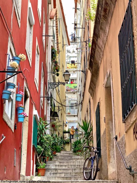 Tuk Tuk Old Lisbon Tour 1h30 - Discover Lisbons Charm with the Tuk Tuk Old Lisbon Tour