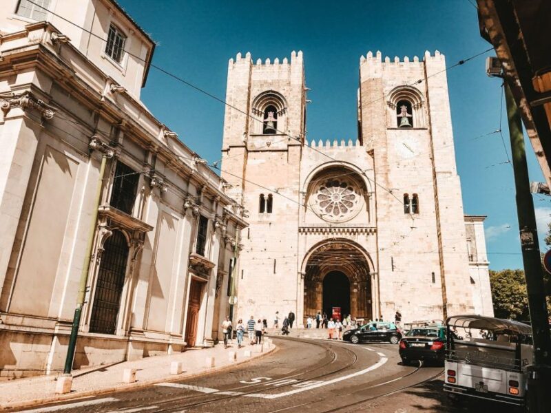 Tuk Tuk Old Lisbon Tour 1h30 - Exploring the Scenic Viewpoints of Lisbon