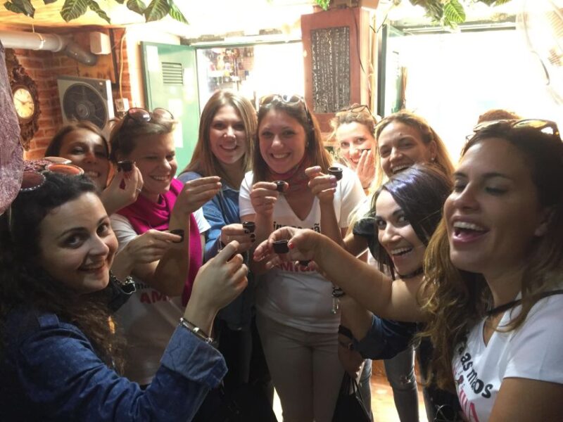 Tuk Tuk Tour historic central Lisbon - Practical Details: Pickup, Duration, and Group Size