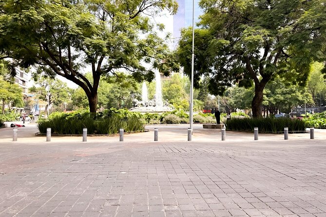 Tuk Tuk Tour of Rome and Condesa on CDMX - The Audio Guide and Safety Features Enhance the Experience