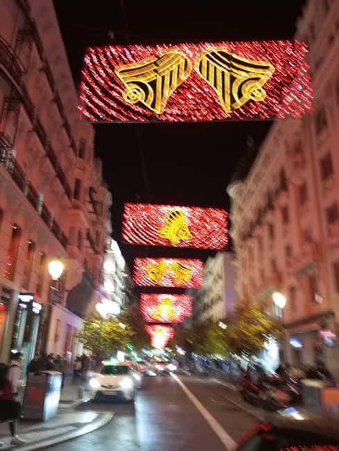 Tuk-tuk Tour: The magic of Christmas lights with a cava tasting - Discover Madrid’s Christmas Lights on a Private Tuk-tuk Tour with Cava Tasting