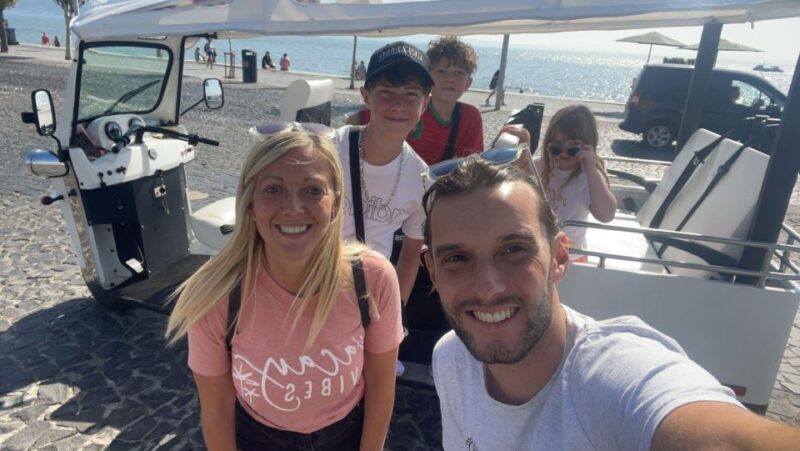 Tuktuk tour in lisbon - viewpoints - street art - churches - Key Points