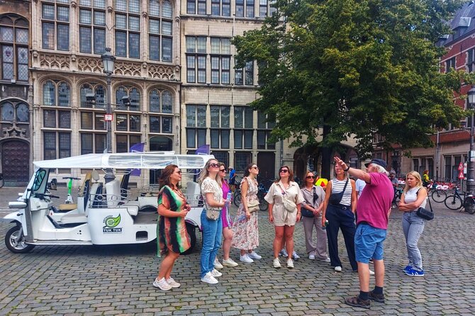 TukTuk Tour through historic Antwerp 2.5h - Flexibility and Customization for a Personalized Tour