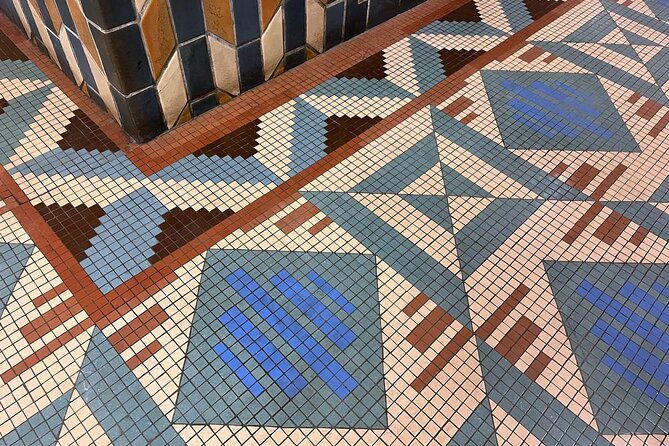 Tulsa Art Deco and Architecture with Expert Guide Walking Tour - The Guide’s Passion and Knowledge Make a Difference