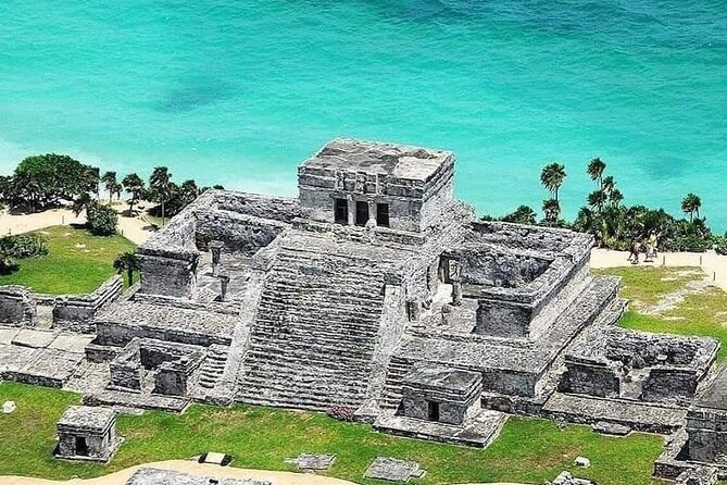 Tulum and Tankah Private Tour from Playa del Carmen with Lunch - Traditional Mexican Lunch with Local Flavors