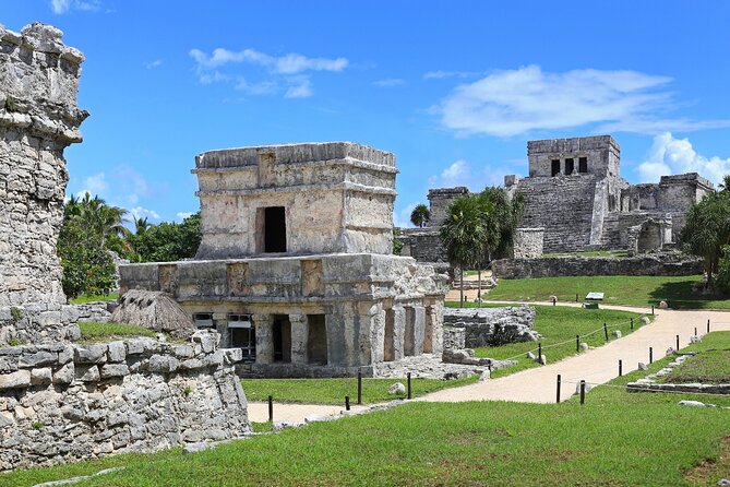 Tulum Mayan Ruins: Self-Guided Walking Audio Tour Experience - The Temple of the Wind and Its Storm-Warning Design