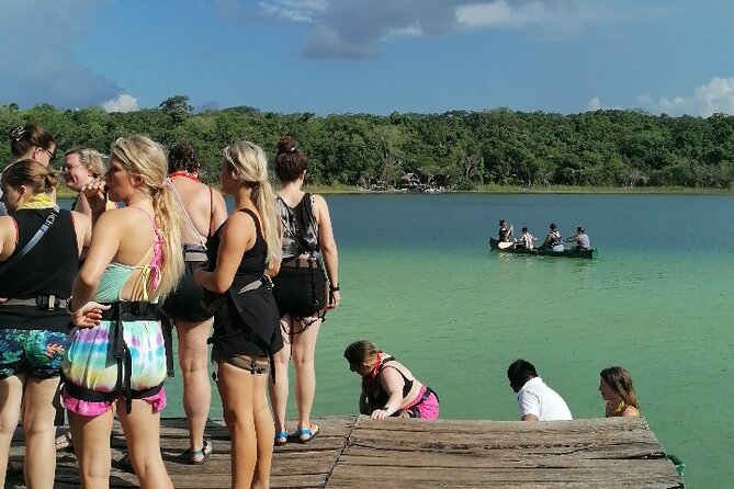 Tulum Monkey Sanctuary Tour Punta Laguna - Canoe Crossing and Visiting Cenote Calavera