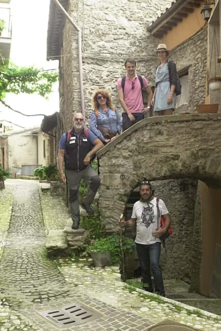 Turano Lake: full day trip with Hike, Castle, Tour and Lunch - Practical Details and Logistics