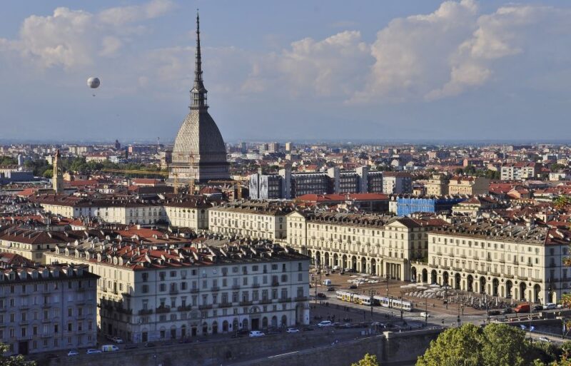 Turin: Royal Palace & City Tour Guided Experience - What Sets This Tour Apart?