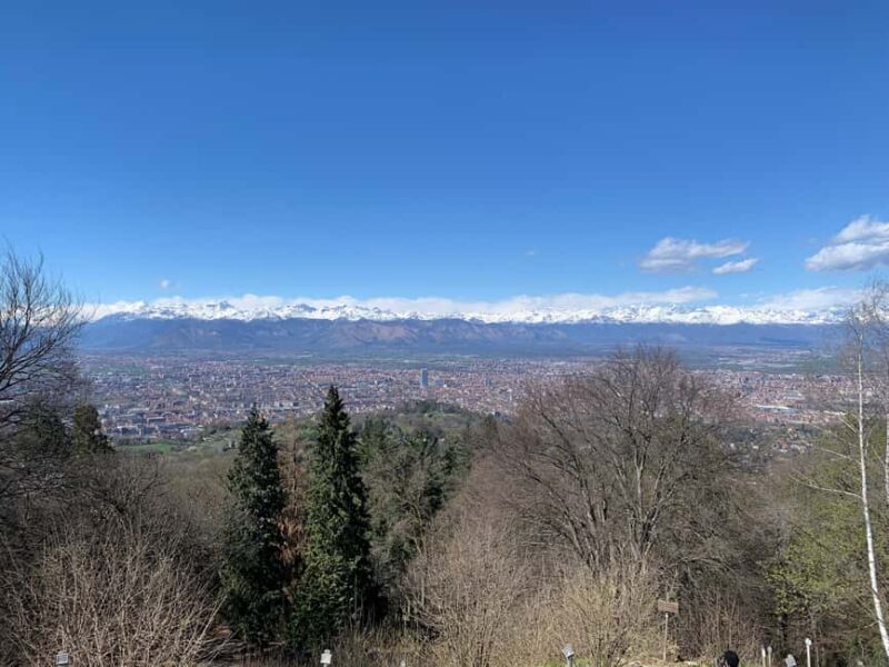 Turin: Urban Hills Hiking and Wellness Tour - Discovering the Parks of Leopardi, S. Vito, and Rimembranza