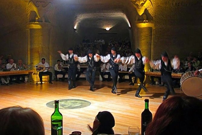 Turkish night show with dinner and unlimited free alcohol - The Pacing and Group Size