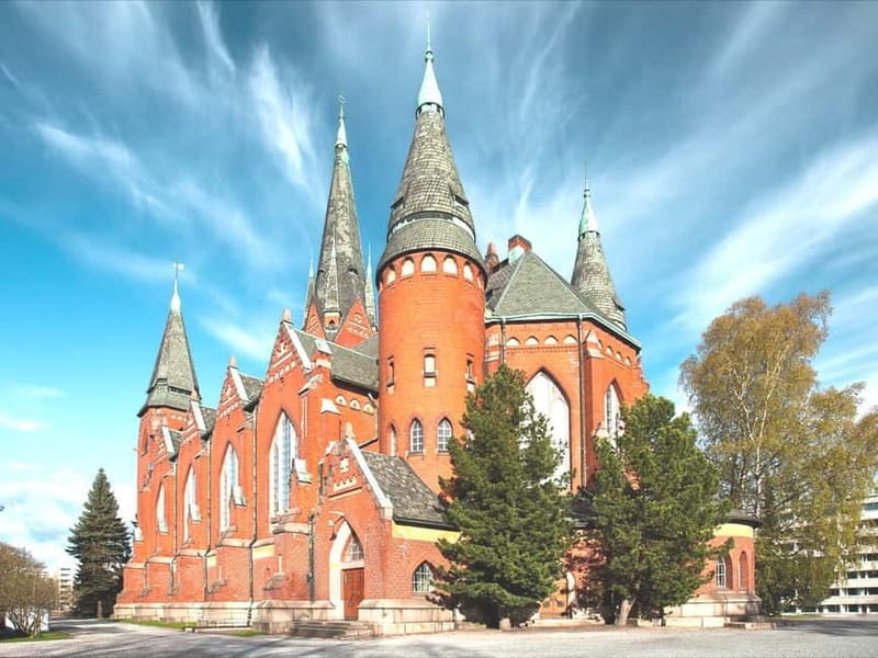 Turku: Express Walk with a Local in 60 minutes - The Guide and Small Group Atmosphere