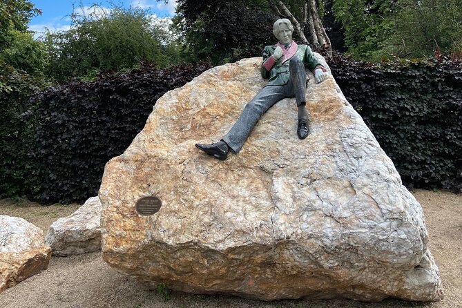 Turtle Bunbury's Dublin: A Self-Guided Audio Tour from a Celebrated Author - Leinster House and the Playground