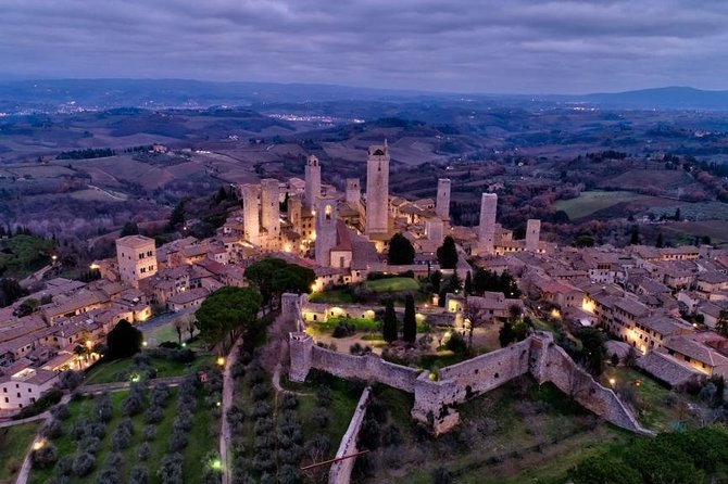 Tuscany Countryside including Wine Tasting & Lunch - Private Day Trip from Rome - Exploring the Towering Skyline of San Gimignano