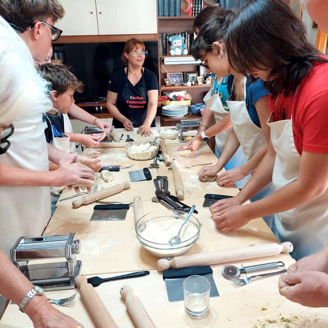 Tuscany near Arezzo: Fresh, colorful pasta cooking class in a local home - The Authentic Setting in a Tuscan Family Home
