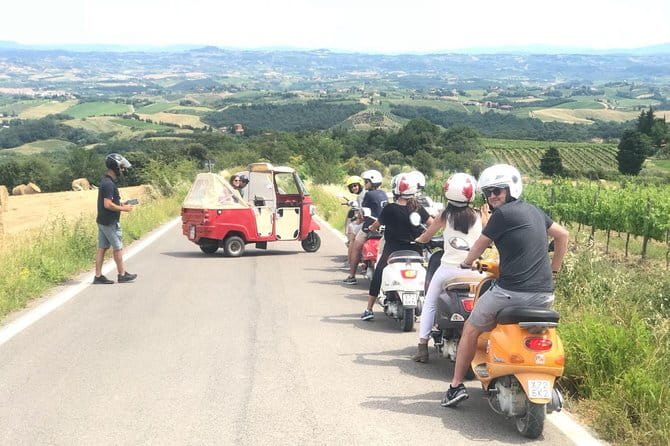 Tuscany Vespa Tour from Florence with Wine Tasting - Discover the Charm of San Gimignano on a Vespa