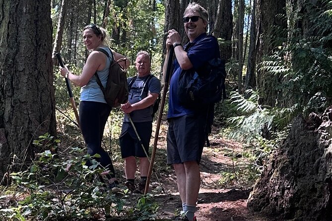 Twigs, Trails, Ales and Tall Tales - Meeting Point and Transportation in Downtown Victoria