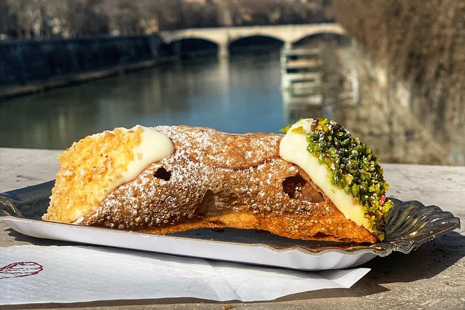 Twilight Local Food, History and Hidden Places - Starting Point at Via dei Pettinari for a Local Apero