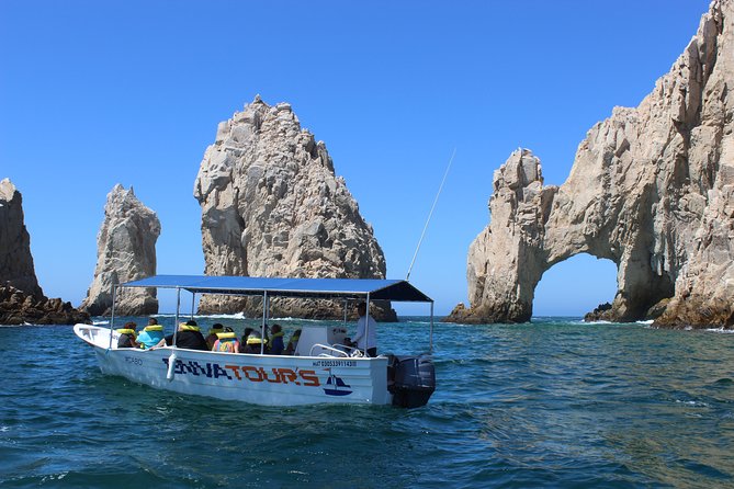 Two Capes City Tour - Discover Cabo San Lucas on the Two Capes City Tour