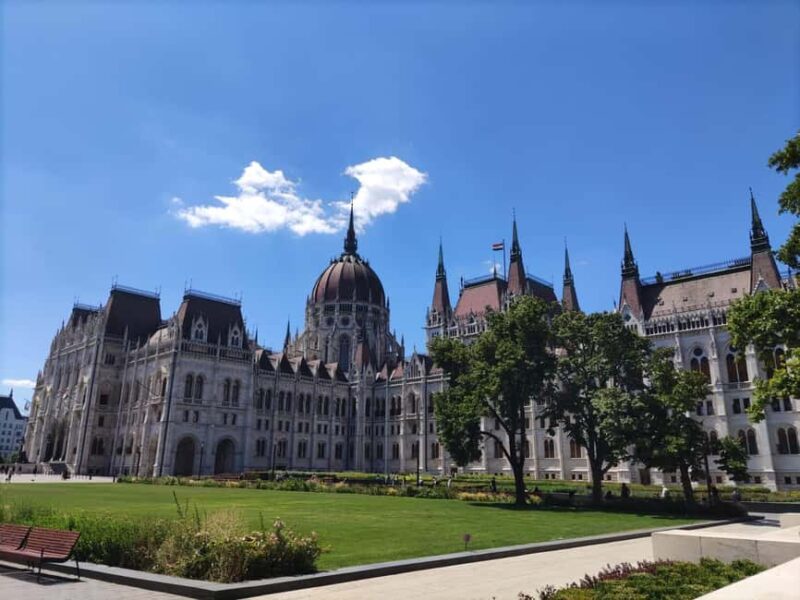 Two Capitals in One Day: Bratislava & Budapest from Vienna - Seamless Transfers and Expert Guidance Throughout