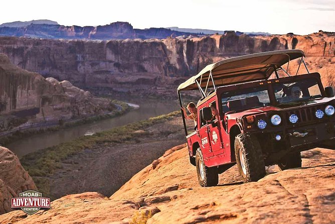 Two-Hour Hummer Safari - Moab’s Redrock Fins and Hell’s Revenge: The Main Adventure