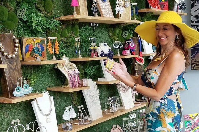 Two Hour Little Havana Introductory Walking Tour in Miami - Practical Details: Meeting, Duration, and Group Size