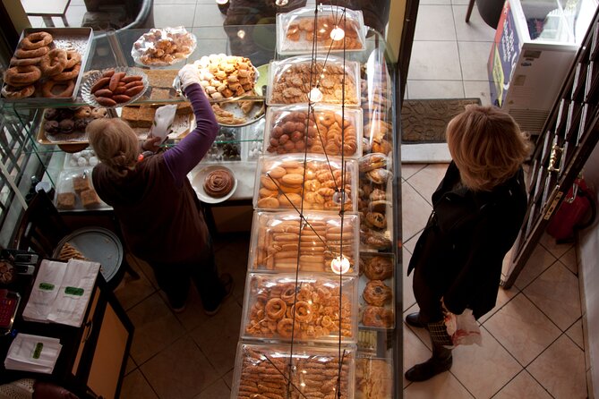 Two Markets, Two Continents with Culinary Backstreets - Group Size and Guide Quality