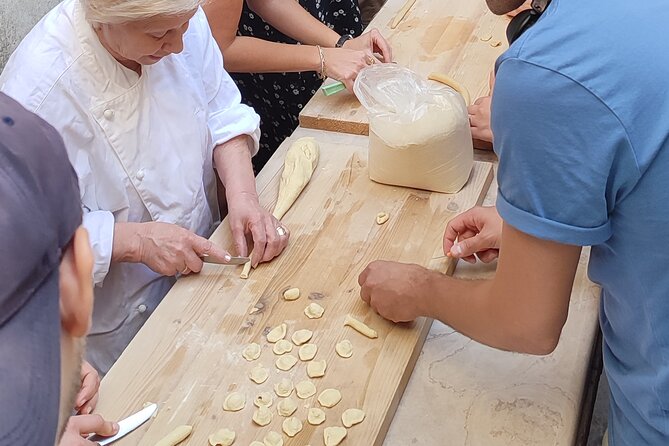 Typical Apulian Orecchiette Cooking Class + Dinner included and Wines - Making Orecchiette and Sagne: Traditional Techniques