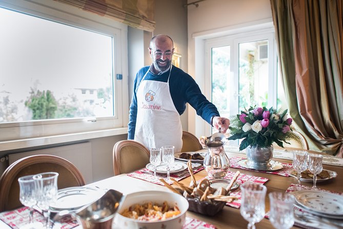 Typical Dining & Cooking Demo at Local's Home in Rome - Group Size and Personal Attention