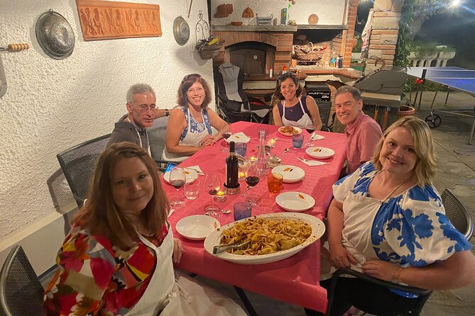 Typical Tuscan family dinner in a Villa near Cortona - Key Points