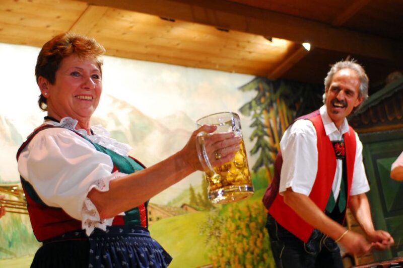 Tyrolean Evenings Family Gundolf in Innsbruck - The Family Gundolf: A Tradition of Excellence