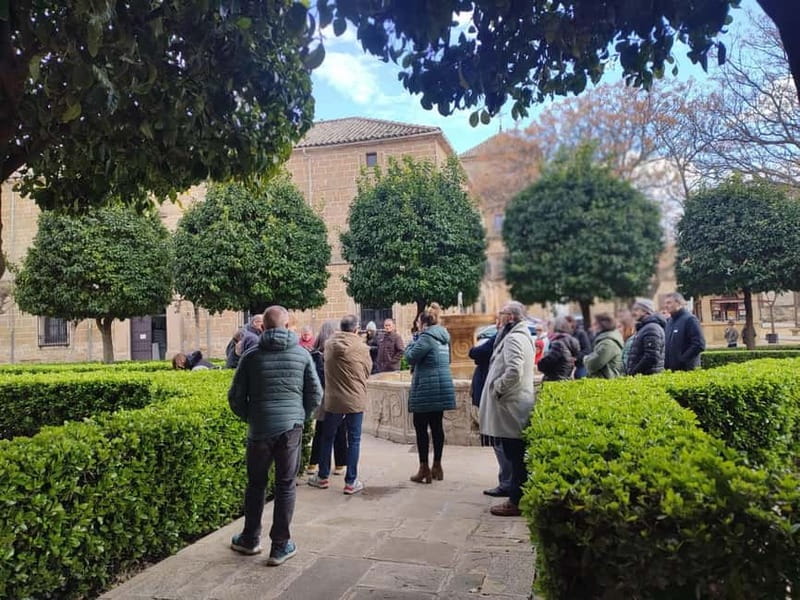 Úbeda: Ciudad Patrimonio Mundial+Palacio Vela de los Cobos - Exploring Plaza Primero de Mayo and San Pablo Church