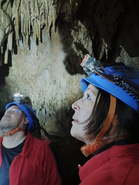 UDIAS: Guided tour in mine and access to natural cave. - Key Points