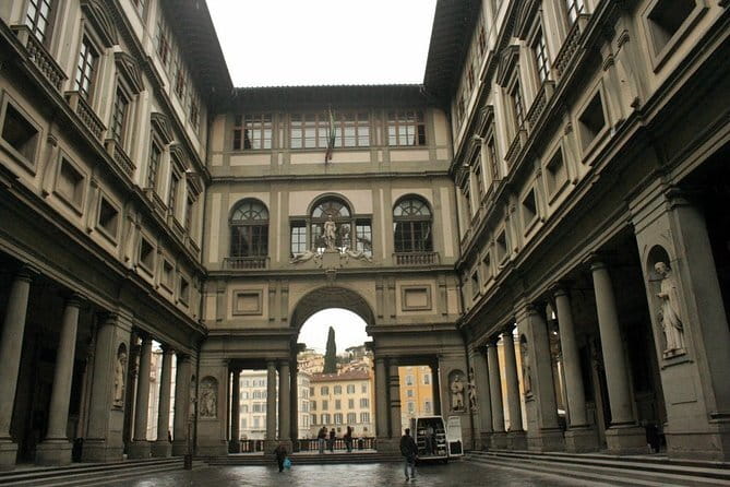 Uffizi Gallery Private Tour with 5-star Guide - The Benefits of a Private Tour with a 5-Star Guide