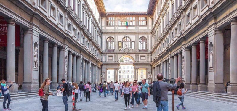 Uffizi Gallery Small Group Tour with Tickets - Discover the Uffizi in an Intimate Setting with Expert Guidance