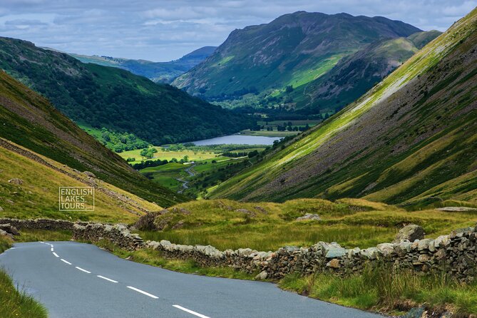 Ultimate Full-Day Lake District Tour: 10 Lakes, Amazing Scenery & Lake Cruise - Passing through Kirkstone Pass and viewing Blencathra