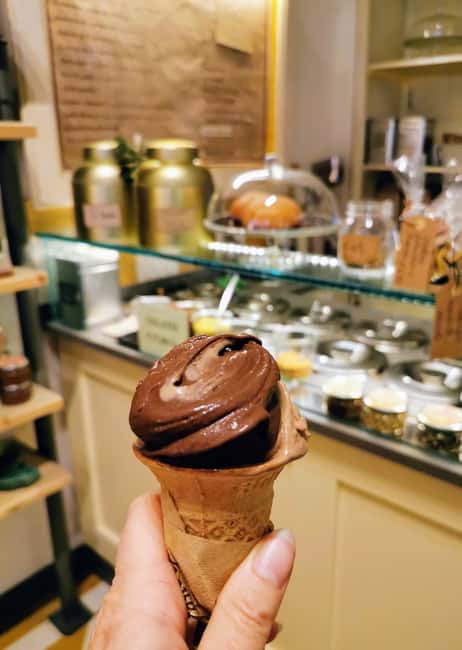 Ultimate gelato experience in Bologna - Tasting Four Different Gelato Flavors