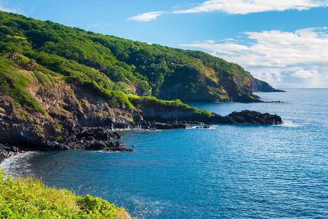 Ultimate Hana Full-Day Adventure Tour - Visiting the Seven Sacred Pools: Nature’s Serene Showpieces