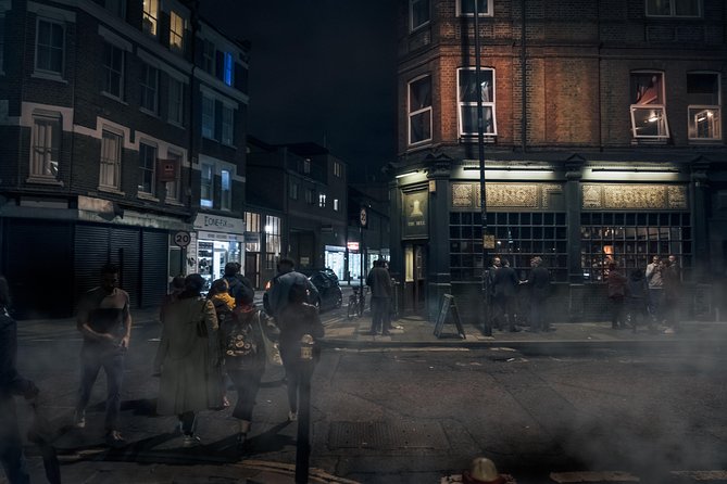 Ultimate Jack the Ripper : Guided Tour of London - Interactive Games and Educational Content