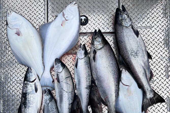 Ultimate Ketchikan Salmon and Halibut Fishing Adventure - Ultimate Ketchikan Salmon and Halibut Fishing Adventure: A Practical Guide
