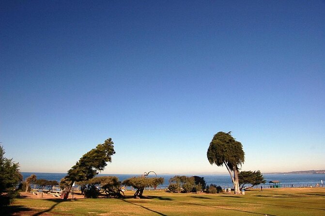 Ultimate La Jolla Self-Guided Driving & Walking Audio Tour Bundle - Key Points