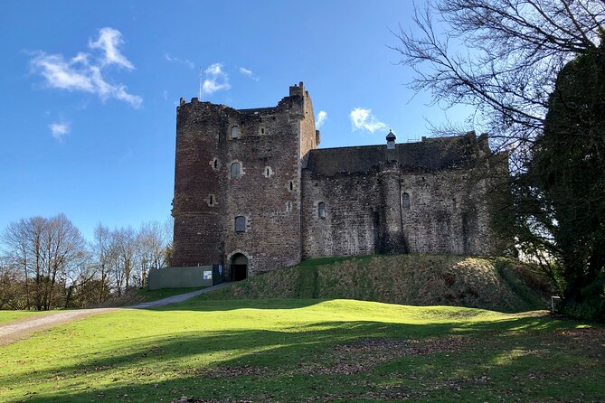 Ultimate Outlander Day Tour - Visiting Doune Castle as Castle Leoch