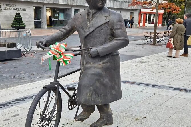 Ultimate Private Minibus tour Blarney,Cork City and Kinsale. - Frequently Asked Questions