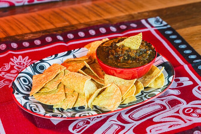 Ultimate Saxman: Cultural Show, Tasting, & Native Painting Craft - Walking Tour of the Totem Pole Park and Carving Center