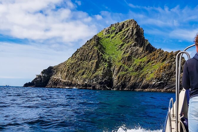 Ultimate Skellig Coast Tour with AquaTerra Boat Tours - Starting at Valentia Island’s Skellig Experience Visitor Centre