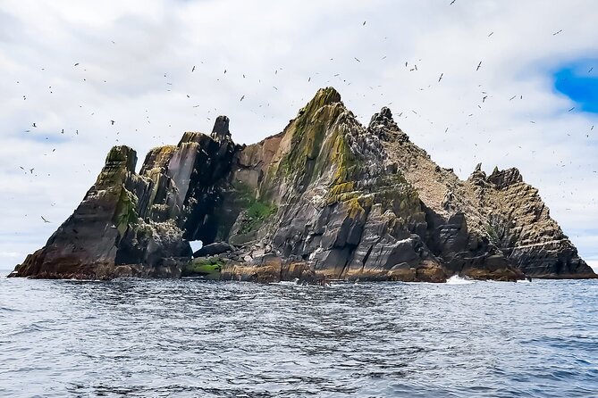 Ultimate Skellig Coast Tour with AquaTerra Boat Tours - Portmagee and the Monastic Island of Illaunloughan