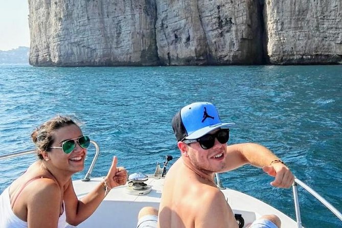 Ulysses Coast Boat Tours - Practical Details: Meeting Point and Group Size